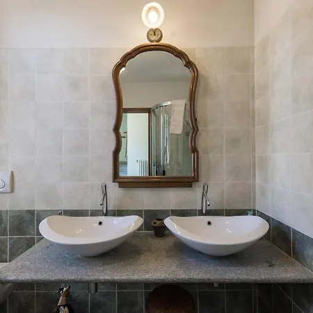 La Raganella Bed & Breakfast *